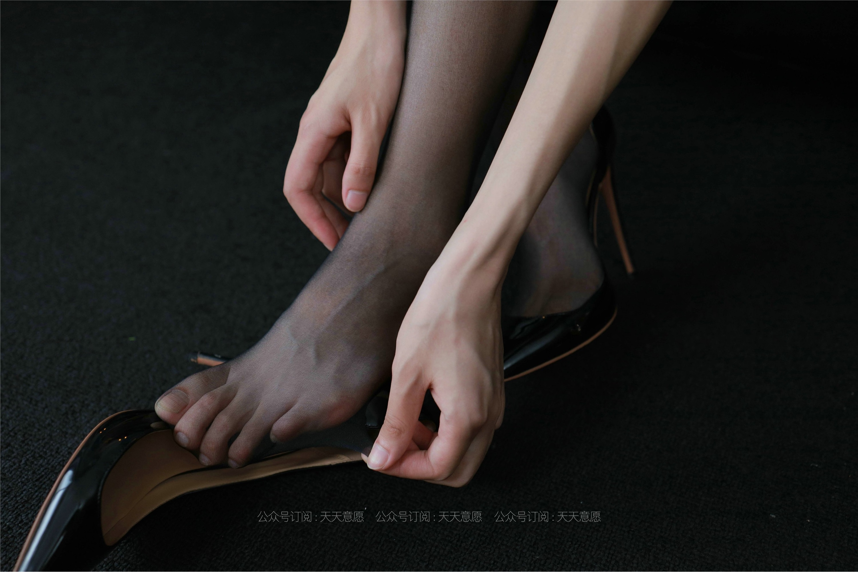 IESS异思趣向  2021.06.13 丝享家831：肉肉《长腿女制服》